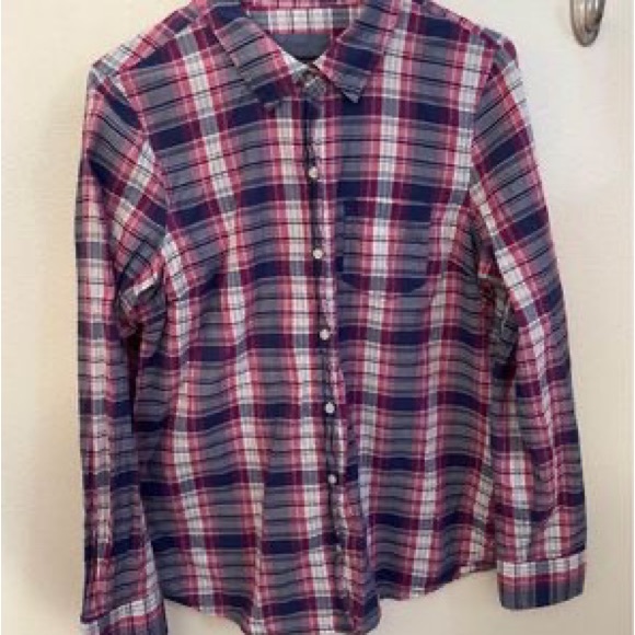 Women’s Medium Gap Tops Bundle (6) - Picture 6 of 7